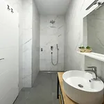 Modern Freya With Heated Swimming Pool, Villa Murvica (Policnik)