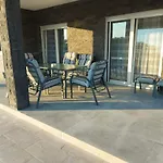 Villa Modern Freya With Heated Swimming Pool,