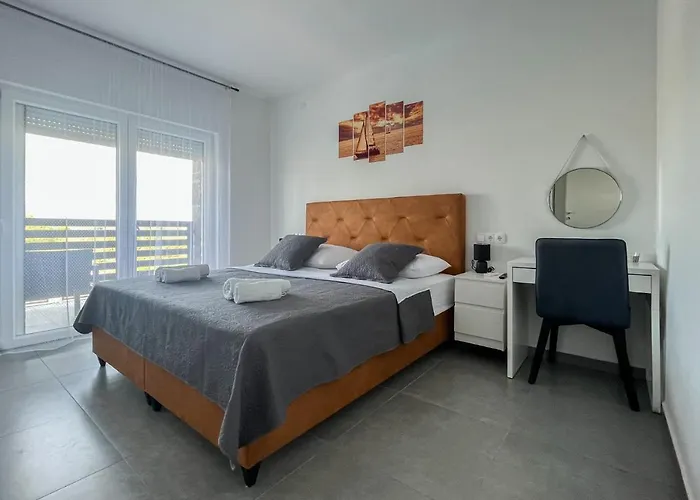 Modern Freya With Heated Swimming Pool, *